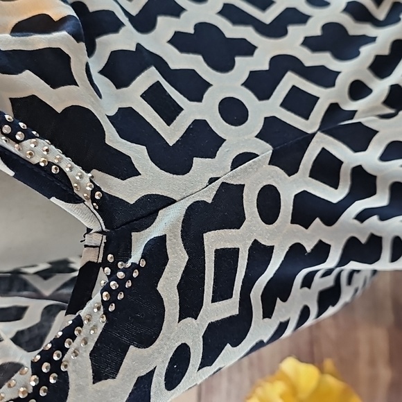 INC INTERNATIONAL CONCEPTS V NECK COLD SHOULDER SILVER ACCENTED BLOUSE TOP - Picture 5 of 13